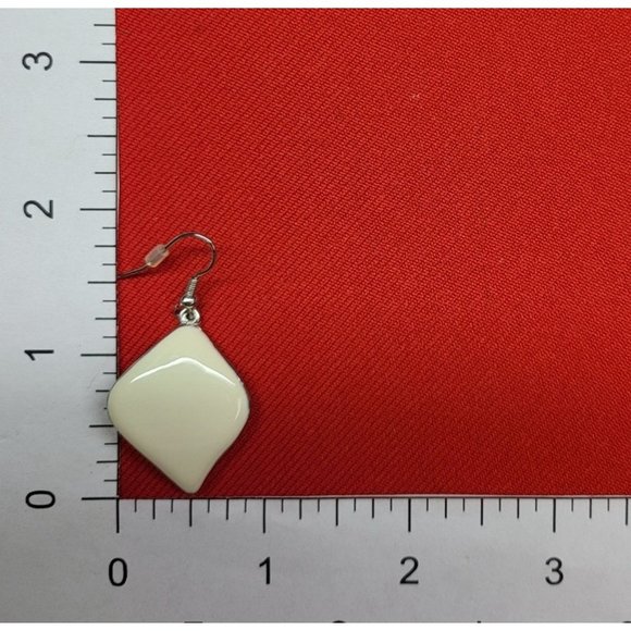 Charming Charlie Floral Earring & Necklace Set - Picture 10 of 14